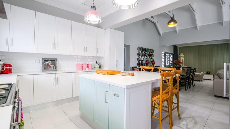 4 Bedroom Property for Sale in Blue Mountain Village Western Cape